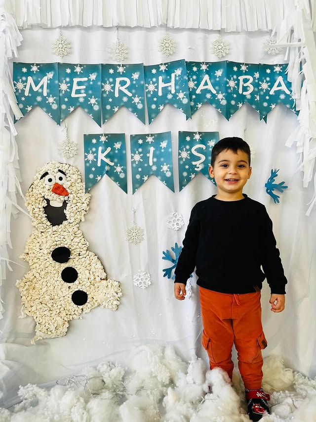 Her Sınıfın Fotoğrafları ve Tanıtımı