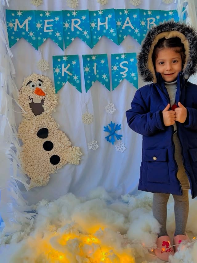 Her Sınıfın Fotoğrafları ve Tanıtımı