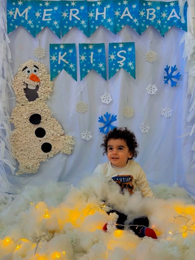 Her Sınıfın Fotoğrafları ve Tanıtımı